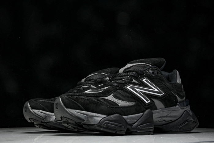 New Balance 9060 U9060BB