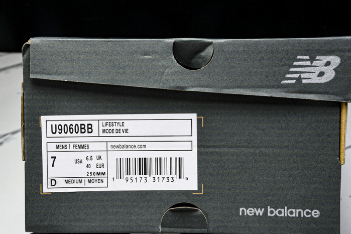 New Balance 9060 U9060BB