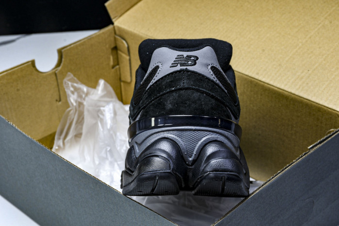 New Balance 9060 U9060BB