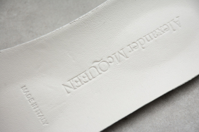 alexander mcqueen e2517