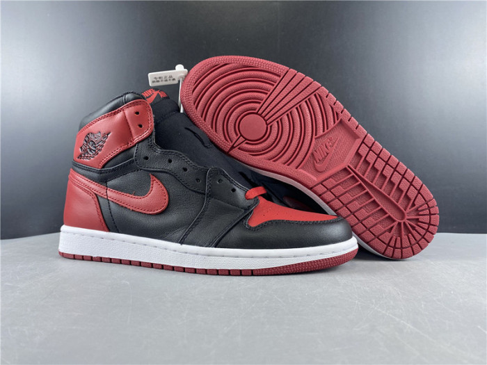 AIR JORDAN 1 RETRO HIGH BRED 