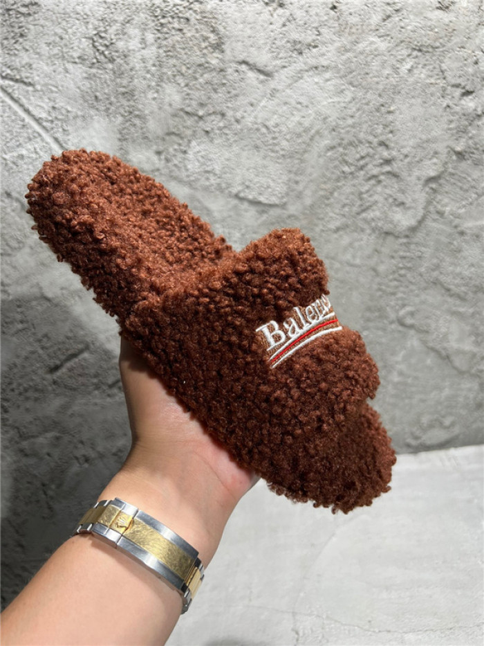 Ba*len*cia*ga Sandals W3R83 8000